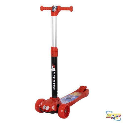 Three-wheeled children's scooter