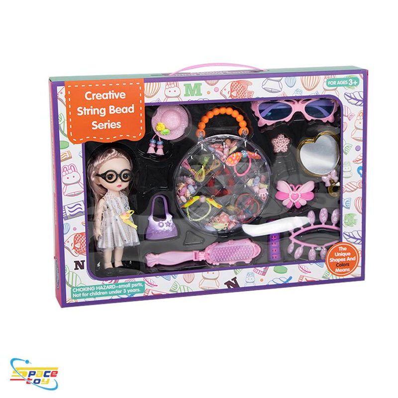 Accessory set with doll