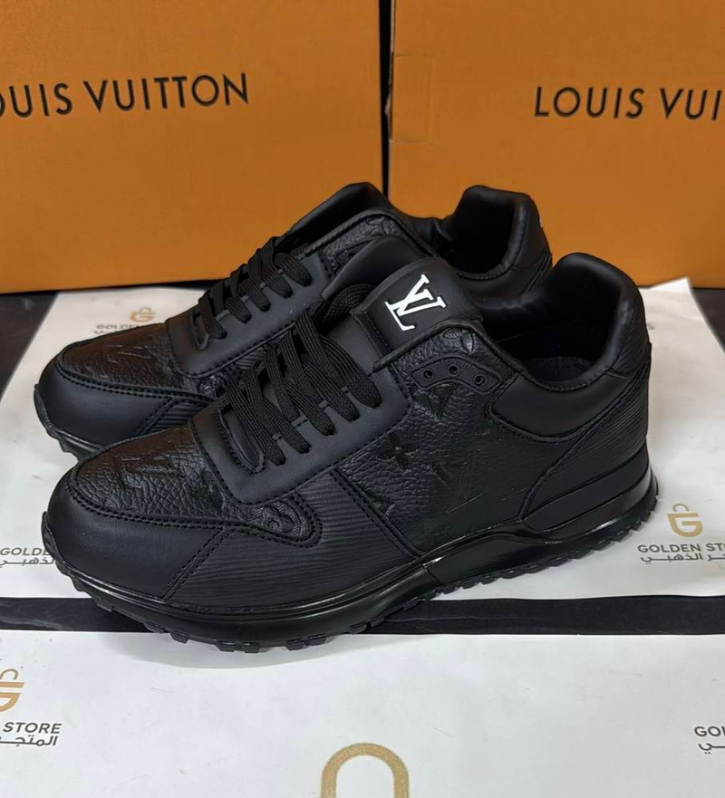 Louis Vuitton Run Away ( PARIS )