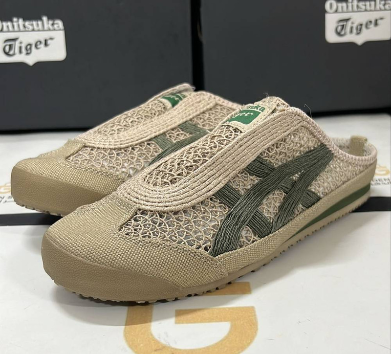 ONITSUKA TIGER
