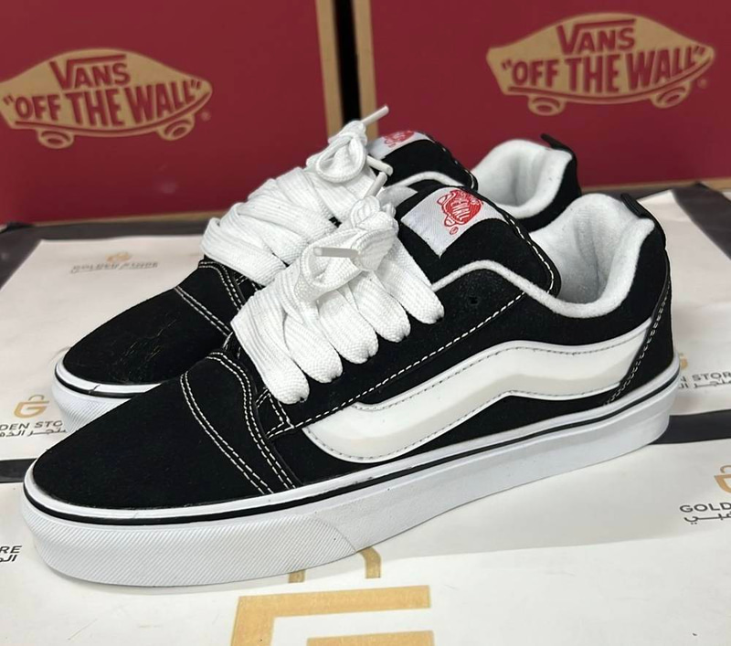 ''VANS   ''Black/White
