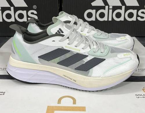 Adizero Boston 11