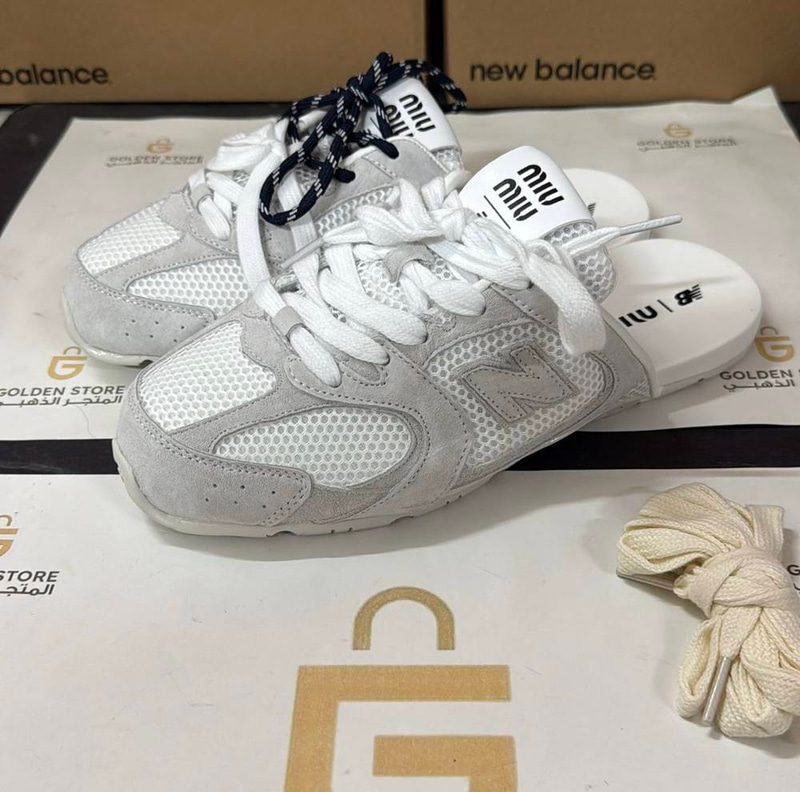 New Balance  X ( Miu Miu )