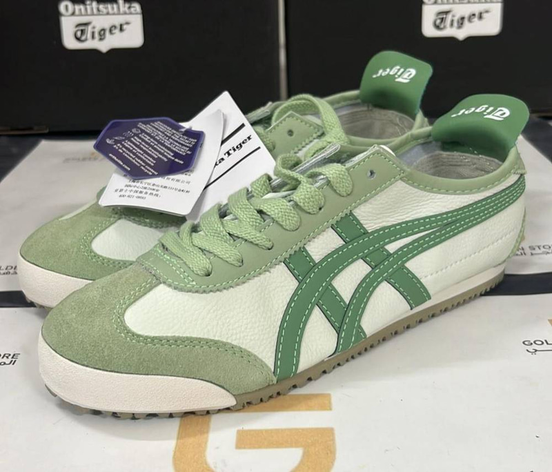ONITSUKA TIGER