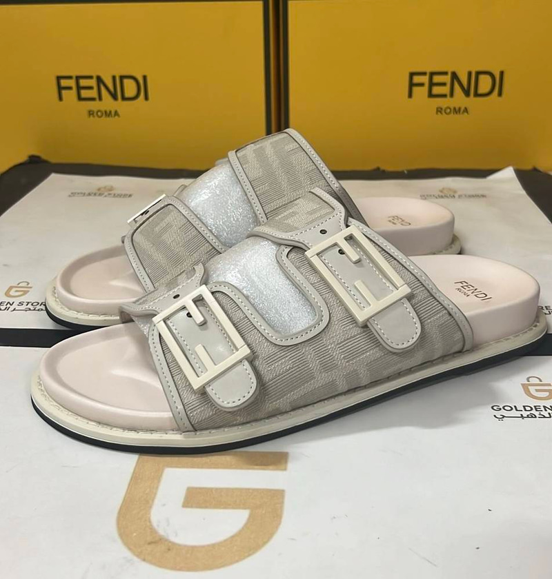 fendi roma sandals
