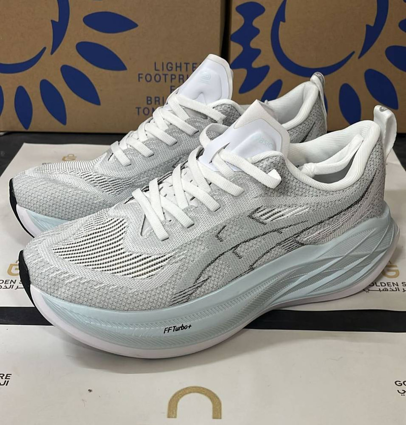 ASICS NOVABLAST 2