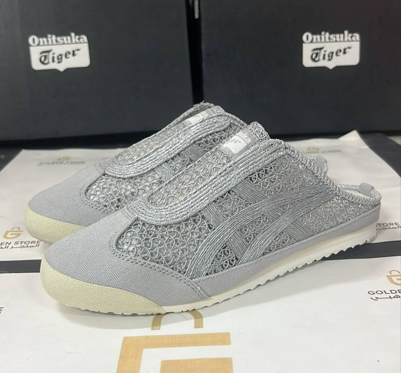 ONITSUKA TIGER