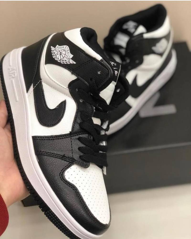 BasketBall black