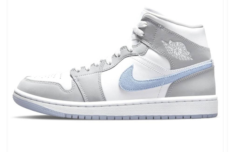 Air Jordan 1 Mid 'White Wolf Grey