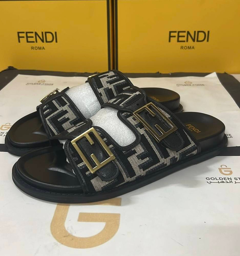 fendi roma sandals