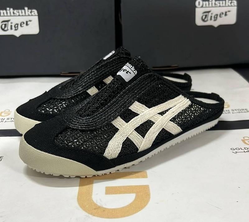 ONITSUKA TIGER