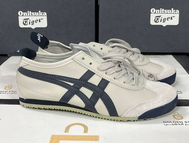 ONITSUKA TIGER