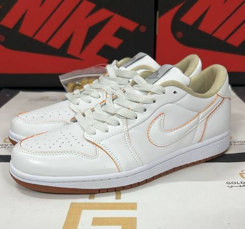 nike air jordan low 
