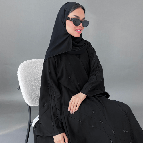 عباية سوداء بتطريز اسود انيق وشك يدوي (عباية هاجر)