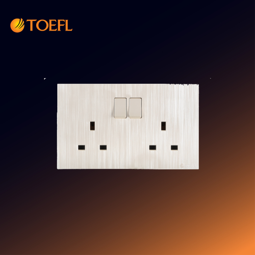 Double 3-pin socket with switch – pearl piano