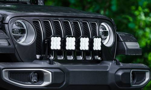 قواعد للكشافات SS5  فوق الصدام  لسيارة Jeep Wrangler JL موديل 2018+