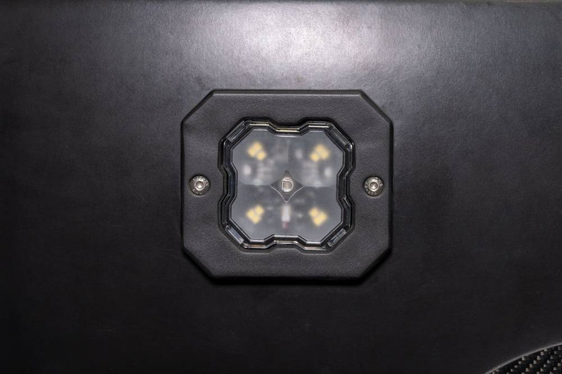 قاعدة مجوفة تركب بها الروك لايت بشكل داخلي Rock Light (واحدة)