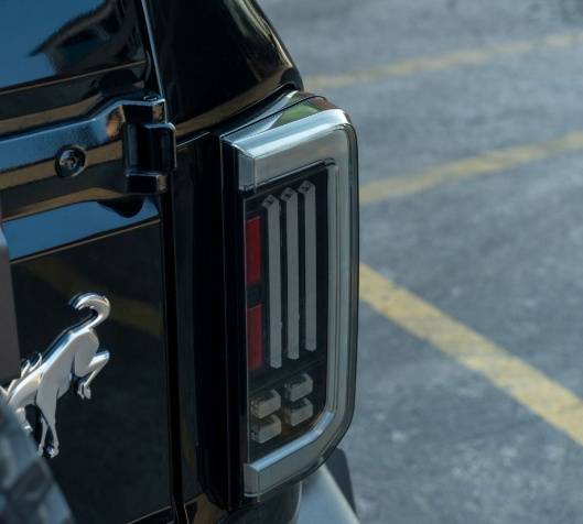 اسطبات خلفي سموكي( فورد برونكو ) 2021-2025 Ford Bronco LED Tail Lights (pair)