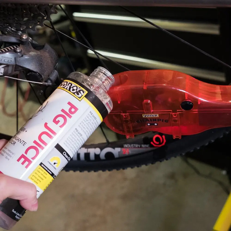 PIG JUICE Degreaser and Cleaner by PEDROS