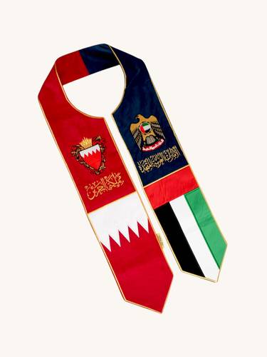 وشاح علم الامارات  البحرين