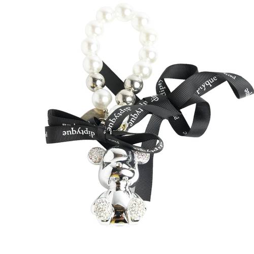 Black bow knot key chain 1