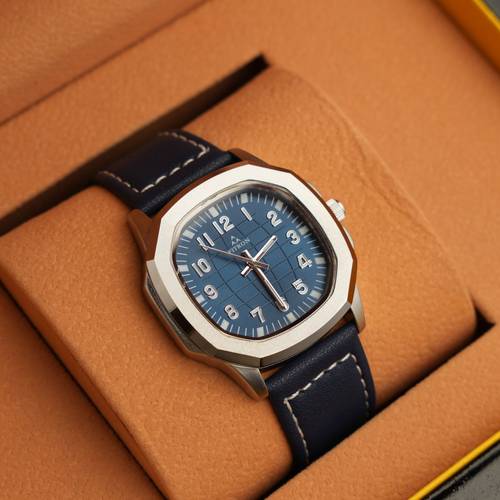 Fitron Leather strap watch