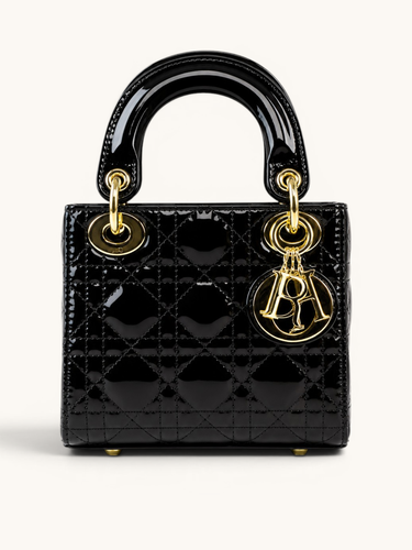 Diorama lady handbag
