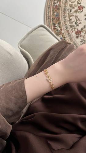 اسورة 042