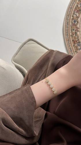 اسورة 028