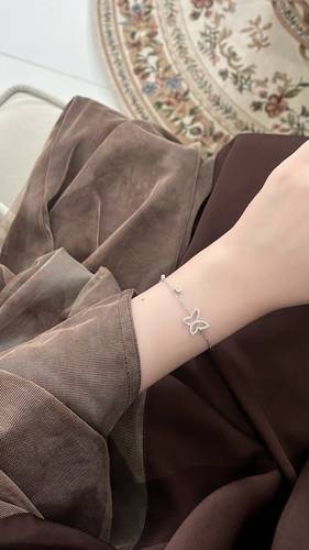 اسورة 025