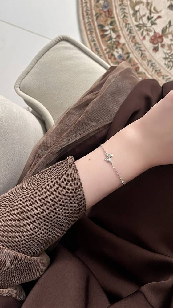 اسورة 033
