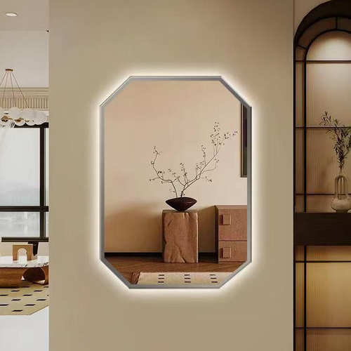 مرآة LED حائطية بتصميم فاخر