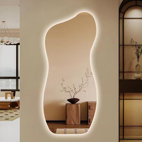 مرآة LED حائطية بتصميم فاخر