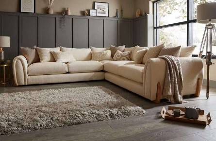 كنبة مخمل بيج بخشب سويدي - Beige Velvet Sofa with Swedish Wood