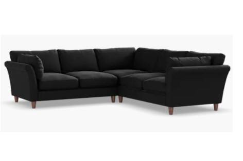 Black Velvet Sofa with Swedish Wood - كنبة مخمل أسود بخشب سويدي
