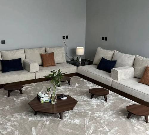 Royal Comfort Sectional Sofa - كنب ارضي  مريح ملكي