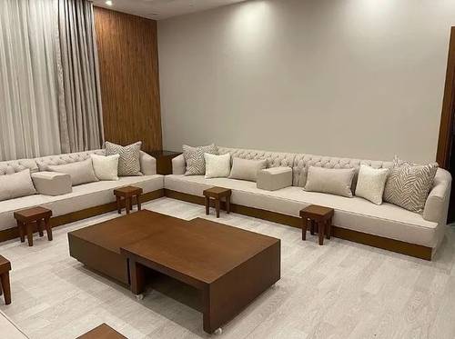 مجلس أرضي كلاسيكي فاخر Classic Floor Majlis Sofa Set in 