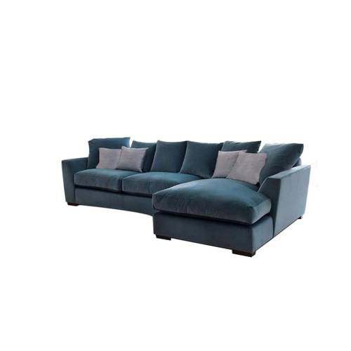 Luxury Blue Velvet Sofa - كنبة مخملية زرقاء فاخرة
