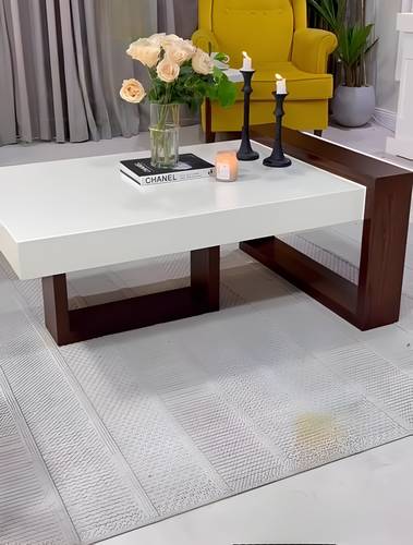 Side Tables Hospitality Table - طاولة ضيافة مع طاولات جانبية