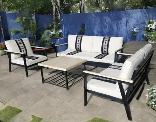 Luxury Outdoor Seating Set 8 Seats 5 Pieces for Gardens