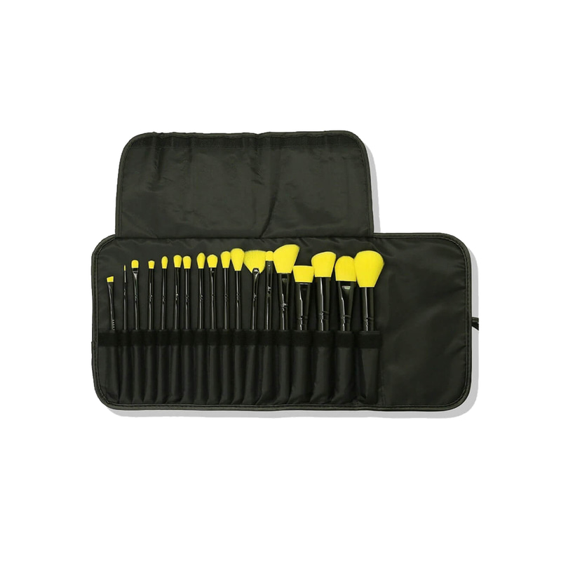 مجموعة فرش كارا دو 18 قطعة Yellow Brush