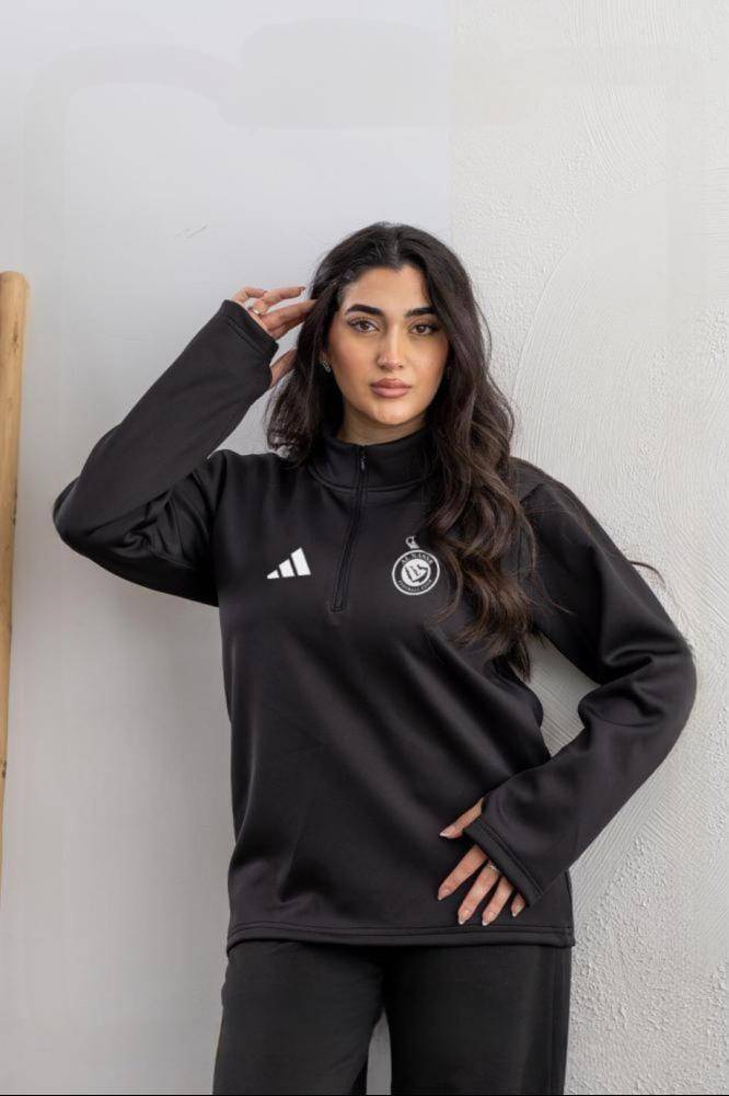 سويتر النصر اسود