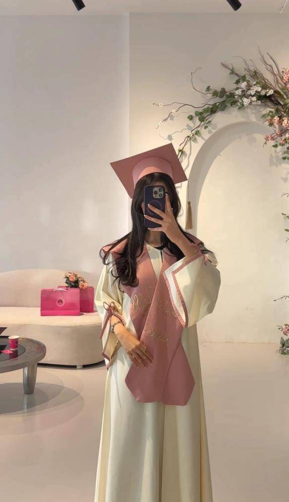 عباية التخرج 2026
