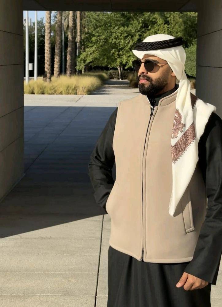 سديري جوخ دبل فيس بيج - اوف وايت
