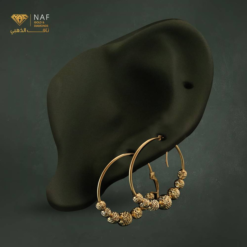 حلق  إيطالي ذهب صافي عيار 18 - الوزن 4.76 جرام تقريبا