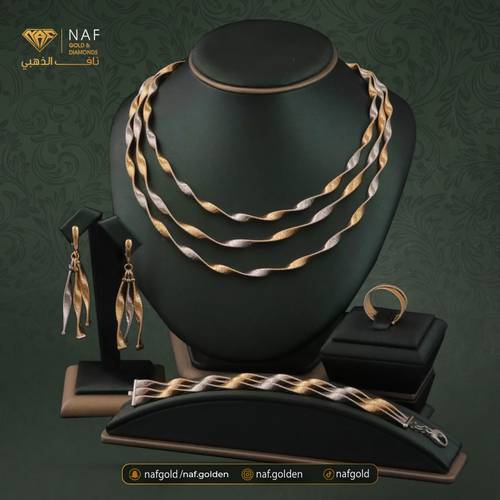طقم زواج  إيطالي ذهب صافي مكس عيار 21 الوزن 140.08 تقريبا