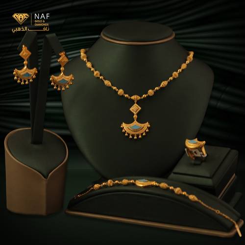 21k Gold Jewelry Set, Approx. 28.1g