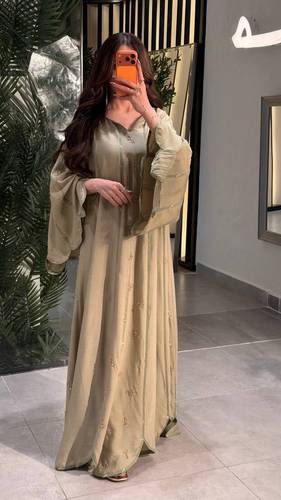 جلابية نَفَسُ بثلاث ألوان