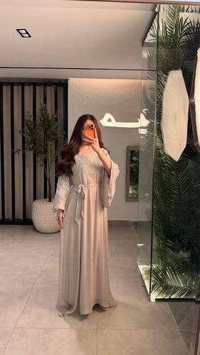 جلابية رُبى بلونين
