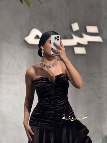 فستان سواريه قصير بني بكرانيش فاخرة